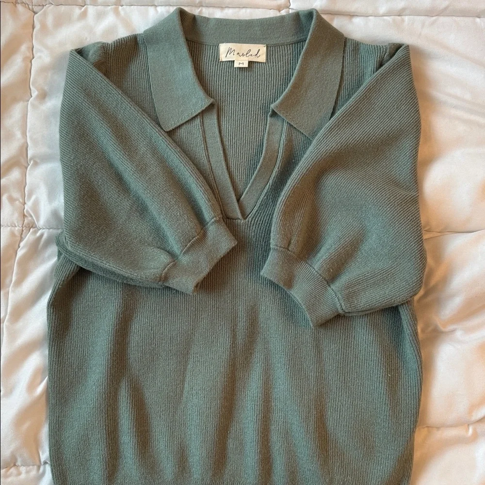 Marled V-Neck Elbow length Sweater in Soft Sage Green - Picture 3 of 4